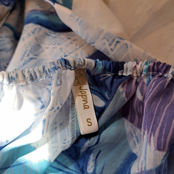 JAPNA White + Blue Tropical Leaf Floral Romper Jumpsuit Cut Out Size Small - Picture 8 of 9